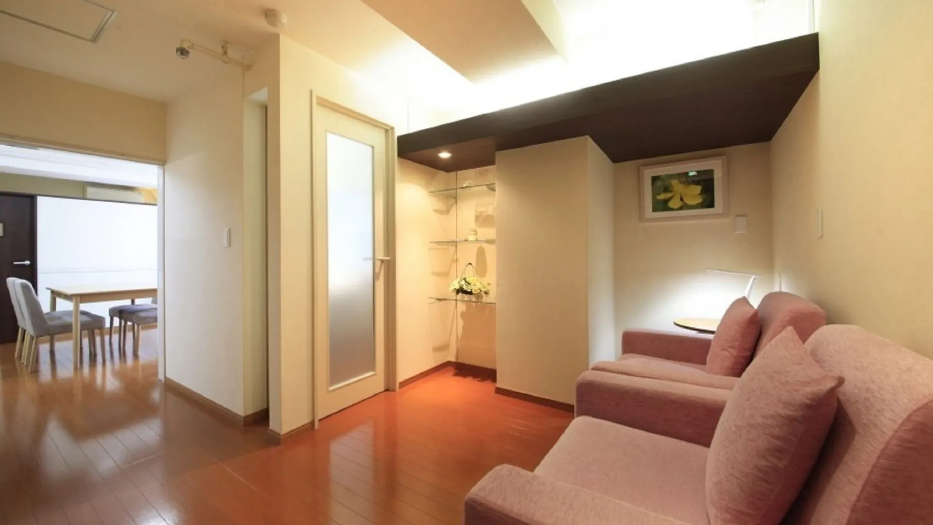 Shinjuku Urban Hotel Tokyo 2*,  Japan