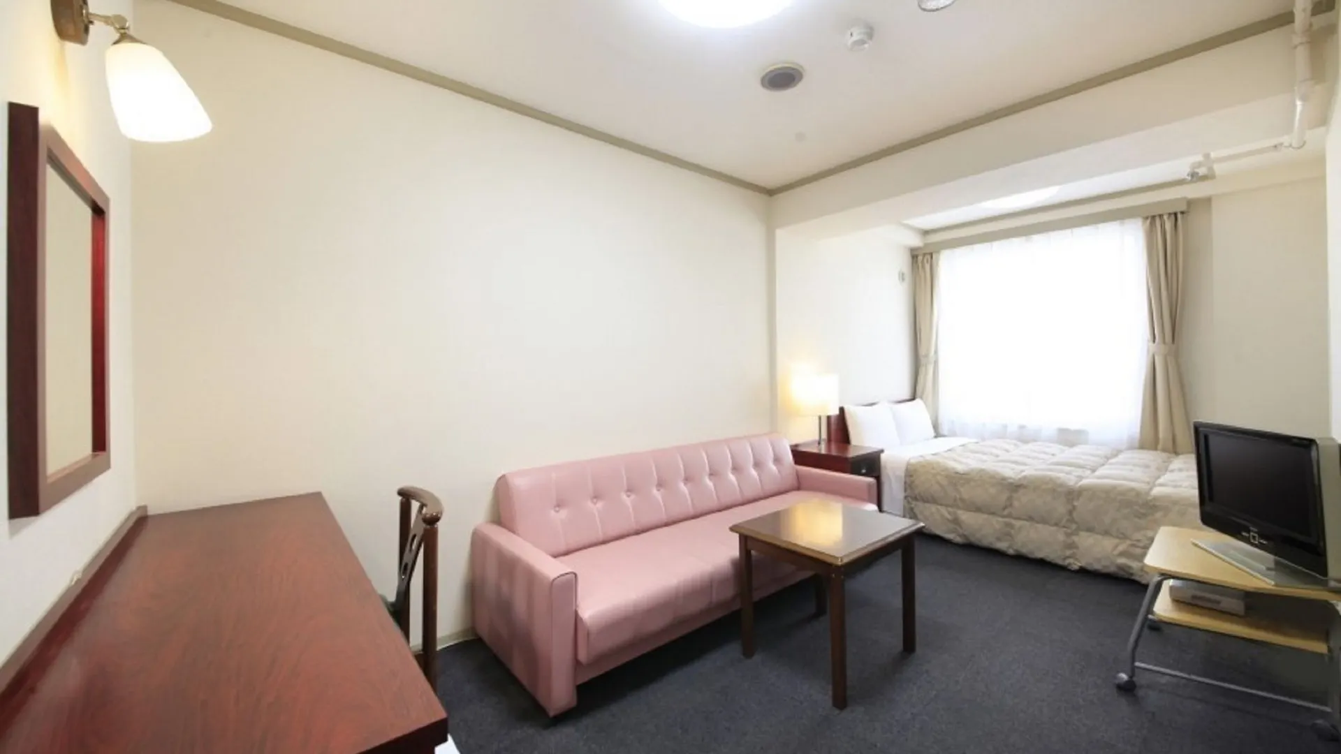 **  Shinjuku Urban Hotel Tokyo Japan